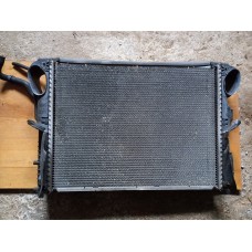 Радіатор двигуна на MERCEDES C-CLASS W220 1999-2005 - A2205000903 Радіатор двигуна на MERCEDES C-CLASS W220 1999-2005 - A2205000903