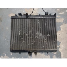 Радіатор двигуна на PEUGEOT 407 2.0 HDI - P9645586880 Радіатор двигуна на PEUGEOT 407 2.0 HDI - P9645586880