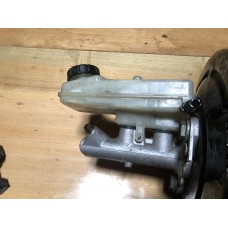 Головний гальмівний циліндр RENAULT MEGANE, SCENIC II 232879 (8200453735, 8200157453) Головний гальмівний циліндр RENAULT MEGANE, SCENIC II 232879 (8200453735, 8200157453)