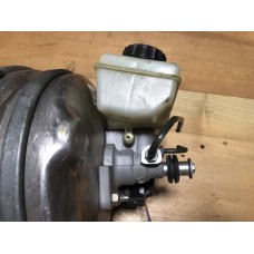 Головний гальмівний циліндр MERCEDES-BENZ W220 2453 (A0054302430) Головний гальмівний циліндр MERCEDES-BENZ W220 2453 (A0054302430)